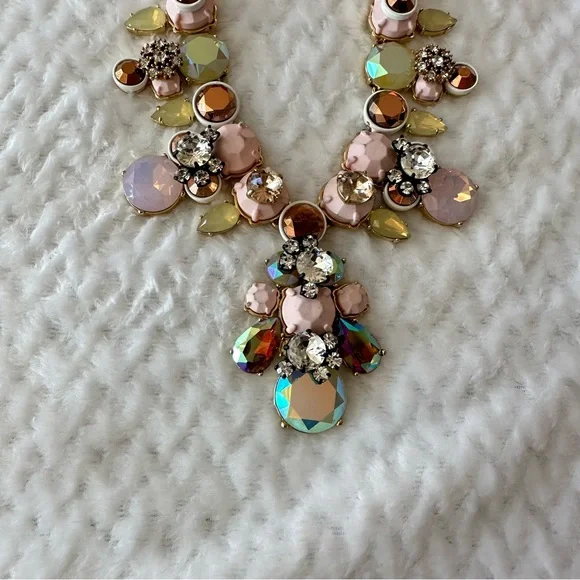 J. Crew Powder Pink Brulee Statement Necklace NWT - Picture 4 of 10